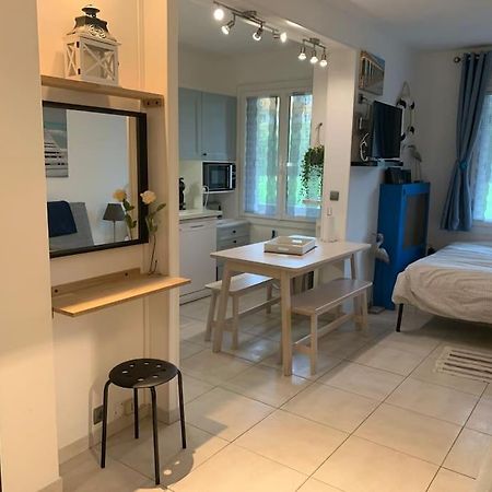Studio Cosy Bord De Mer Et Centre Ville Pour 4Pers Deauville Eksteriør bilde